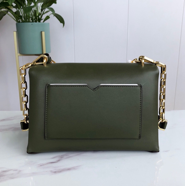 マイケルコースバッグ背面デザイン